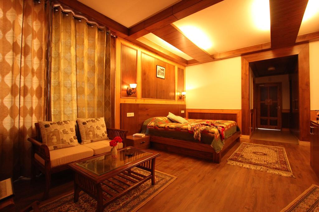 Vivaan The Sunrise Resort Manāli Pokoj fotografie