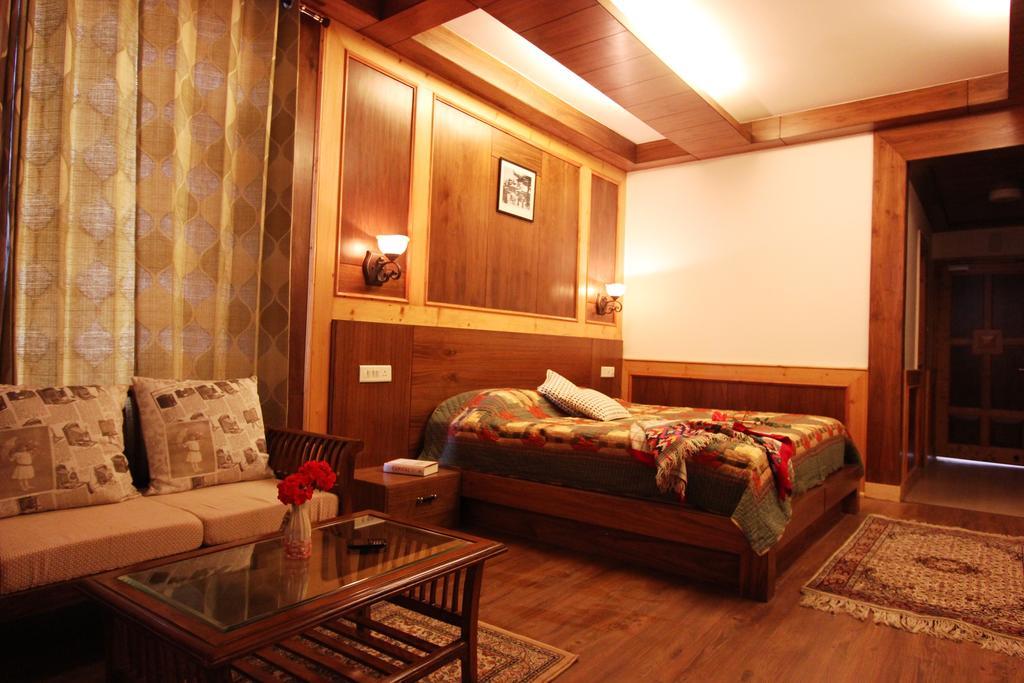 Vivaan The Sunrise Resort Manāli Pokoj fotografie