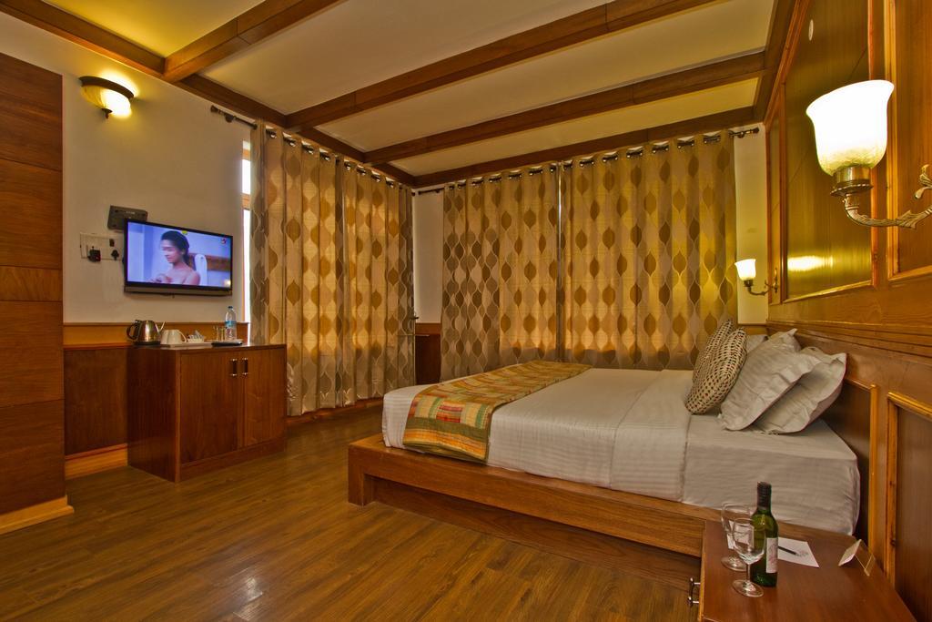 Vivaan The Sunrise Resort Manāli Exteriér fotografie